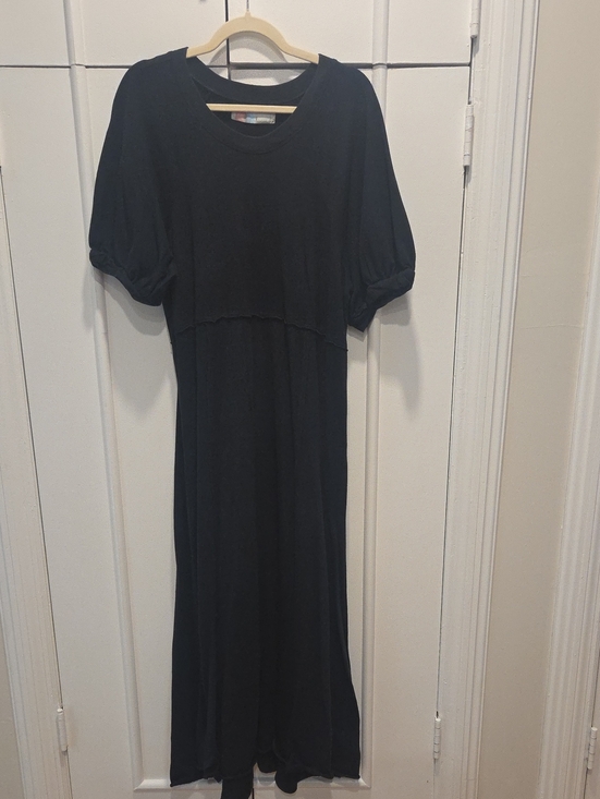Free People Dresses & Skirts - Free People Black Puff-Sleeve Maxi Dress
